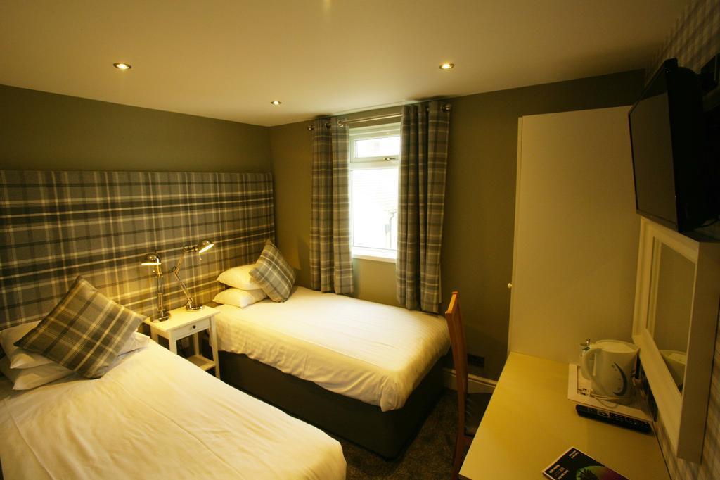 ホテル The Sunningdale バンボロー エクステリア 写真