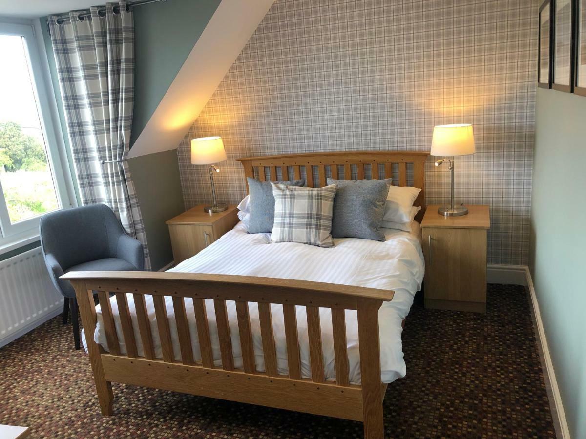 ホテル The Sunningdale バンボロー エクステリア 写真