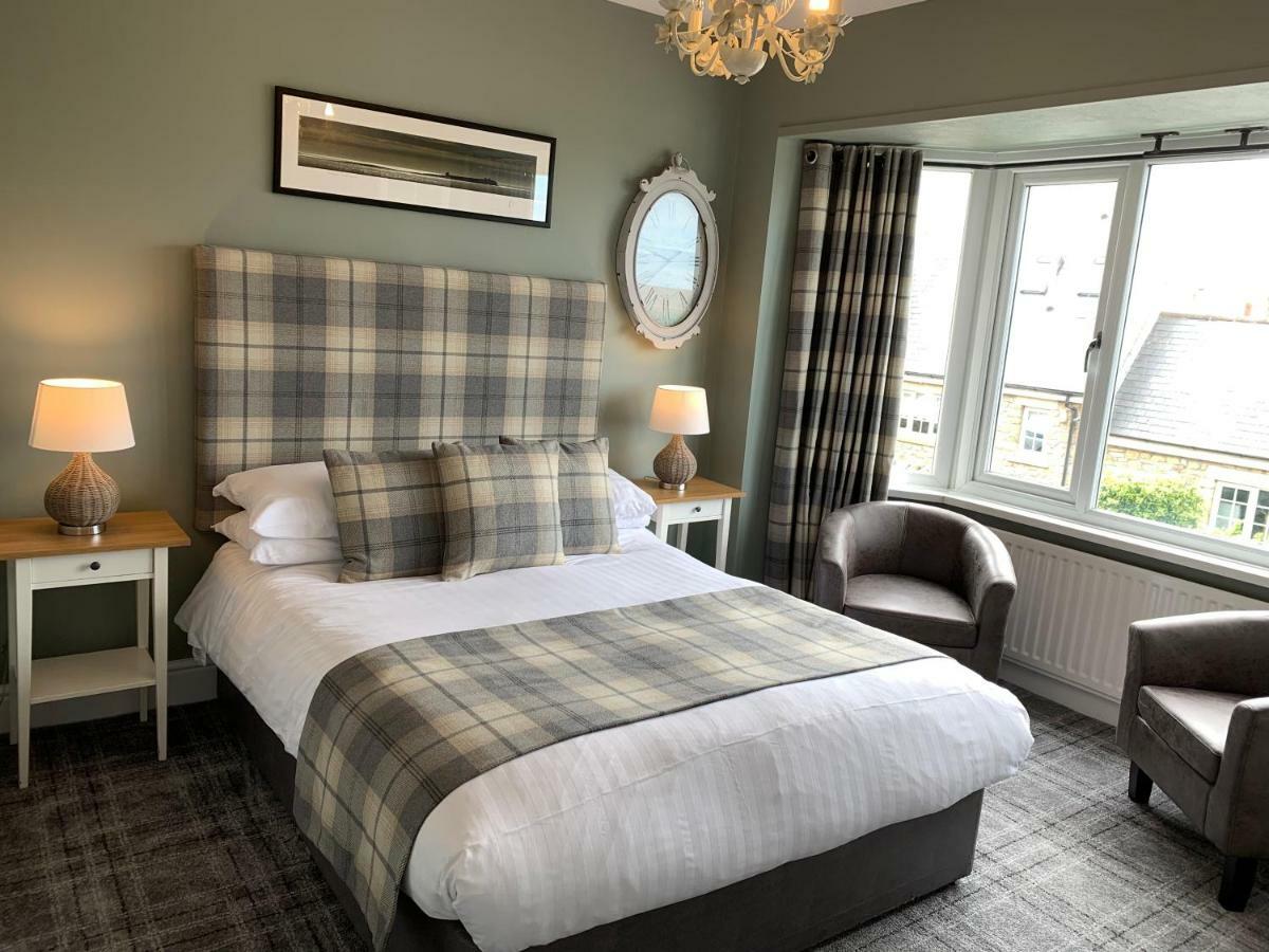 ホテル The Sunningdale バンボロー エクステリア 写真